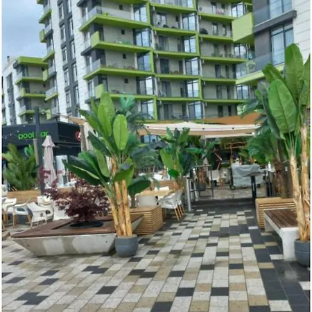 Apartment Azizi - & Pool Prima Linie La Mare Năvodari