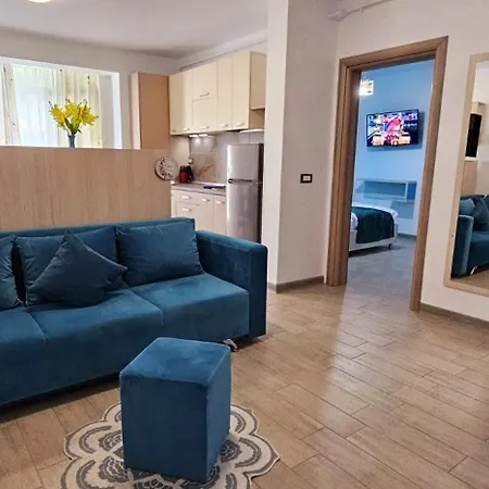 Azizi - & Pool Prima Linie La Mare Apartment